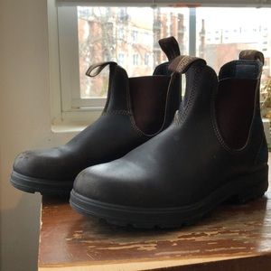 Blundstone Dark Brown Chelsea Boot